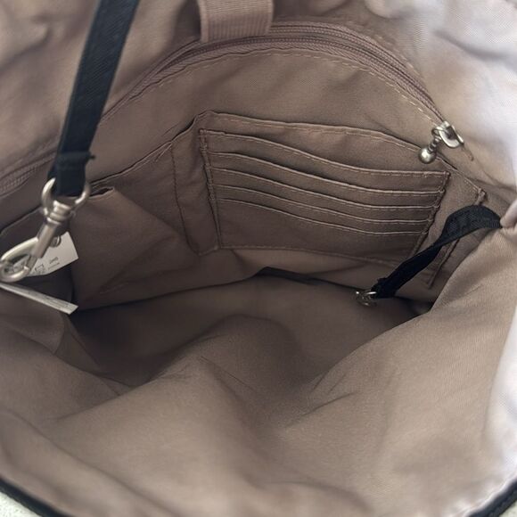 Baggallini Black Nylon Messenger Crossbody Bag Versatile Minimalist Travel EUC - Picture 6 of 12